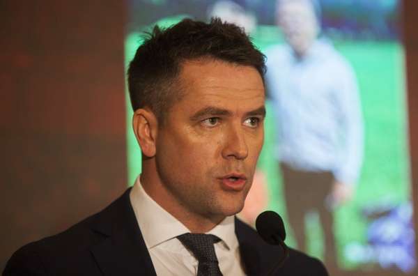 欧文痛批曼联迷失方向：曙光何时现？优质球员何处寻？