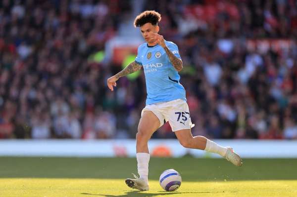 欧冠首球建功！奥赖利揭秘伯纳乌制胜时刻：香蕉能量助燃关键破门