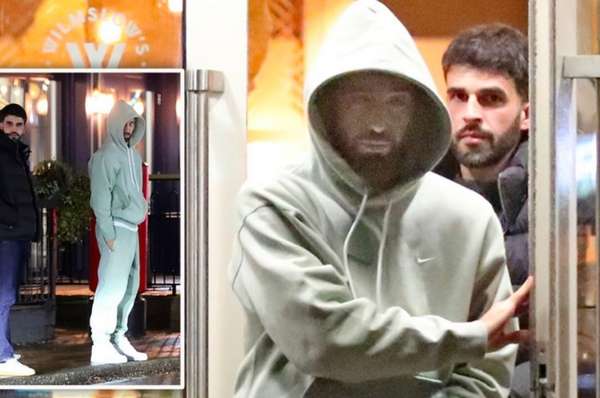 B费与曼联定位球教练咖啡馆密会引猜想 红魔战术升级暗藏玄机？